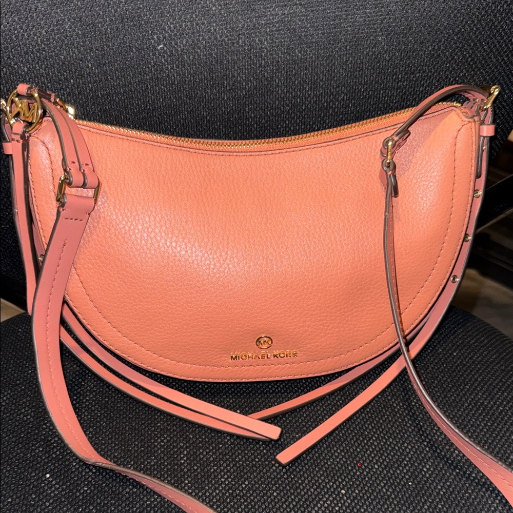 NWT $198 Michael Kors Camden Sunset Peach Small Messenger